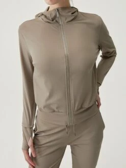 Born Living Yoga Jacket Airla Fossil