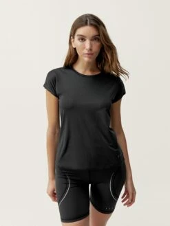 Born Living Yoga Shirt Aina Black
