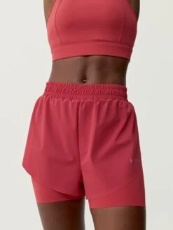 Born Living Yoga Short Bikila Crisantemo