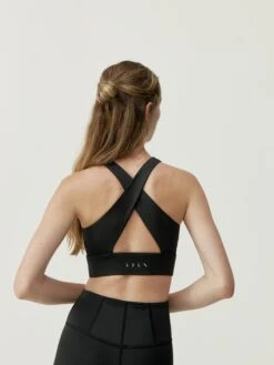 Born Living Yoga Top Prida Black