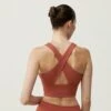 Born Living Yoga Top Equilibrio Henna Zen