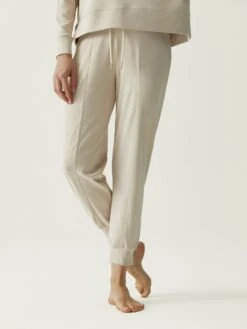 Born Living Yoga Jogger Charlotte White Moon