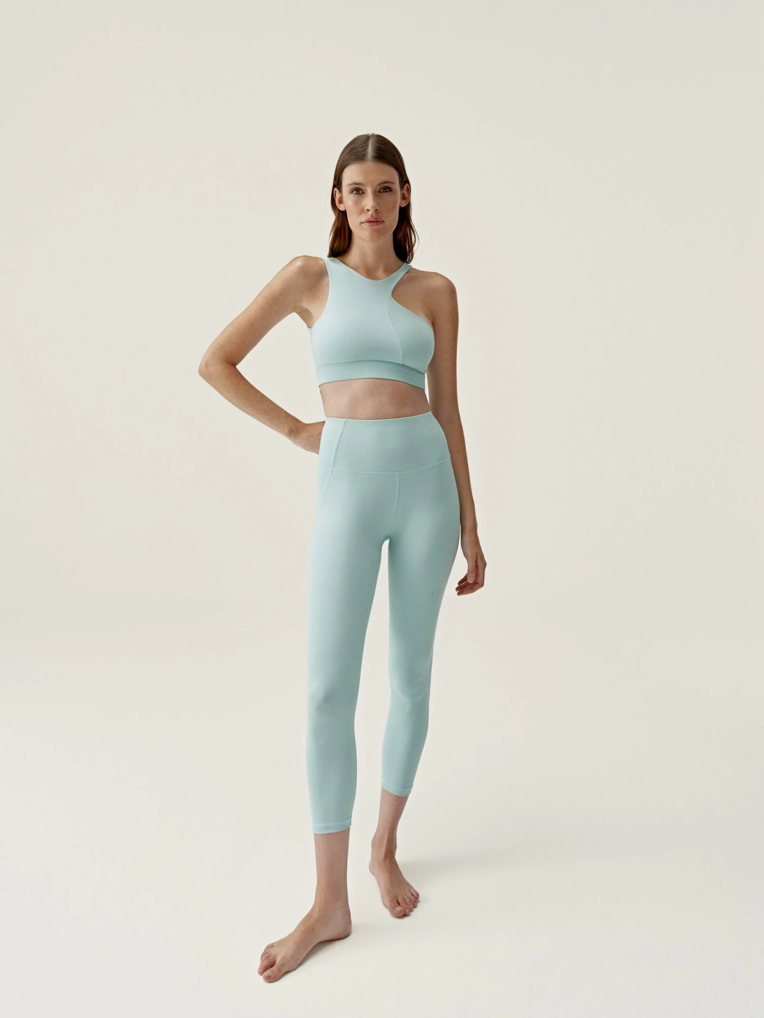 Born Living Yoga Legging Chloe Blue Ice - Imagen 4