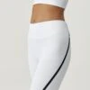 Born Living Yoga Short Daira White/Black