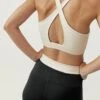 Born Living Yoga Top Fiorella Black/Tapioca