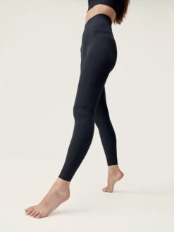 Born Legging Flow Black