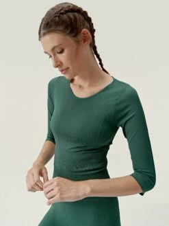 Born Living Yoga Shirt Krisha Moss