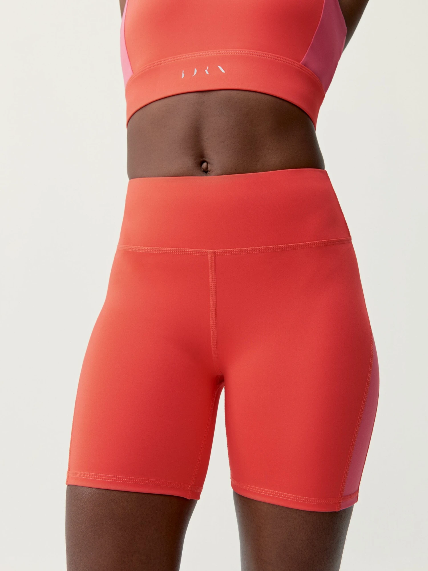 Born Living Yoga Short Latika Coral Bright/Fuxia Bright - Imagen 2