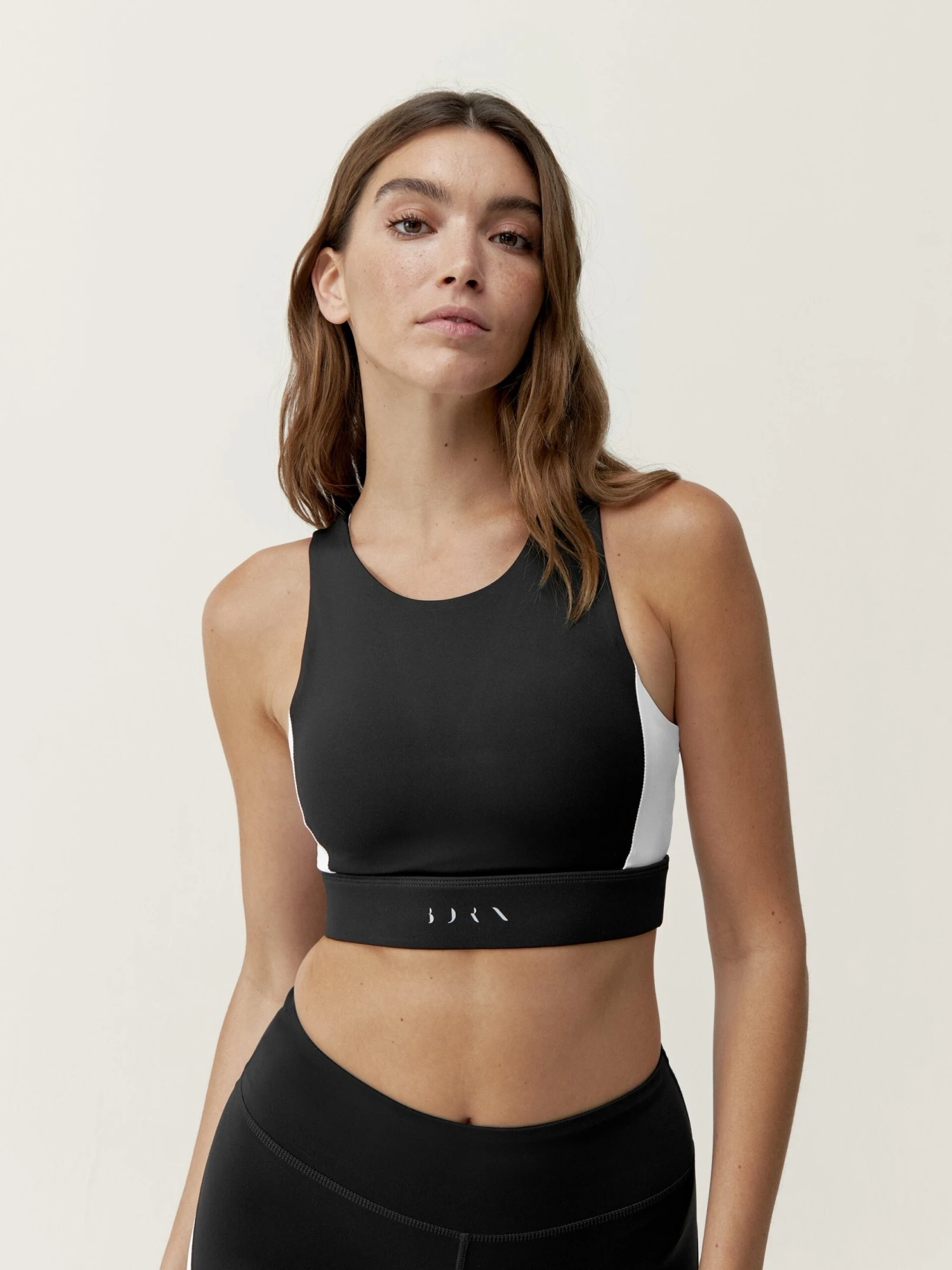 Born Living Yoga Top Latika Black/White - Imagen 2