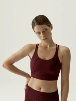 Born Living Yoga Top Mireia Burgundy Cilene