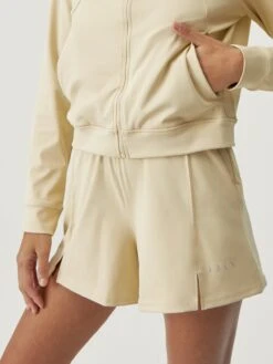 Born Living Yoga Short Naoko Oat Milk