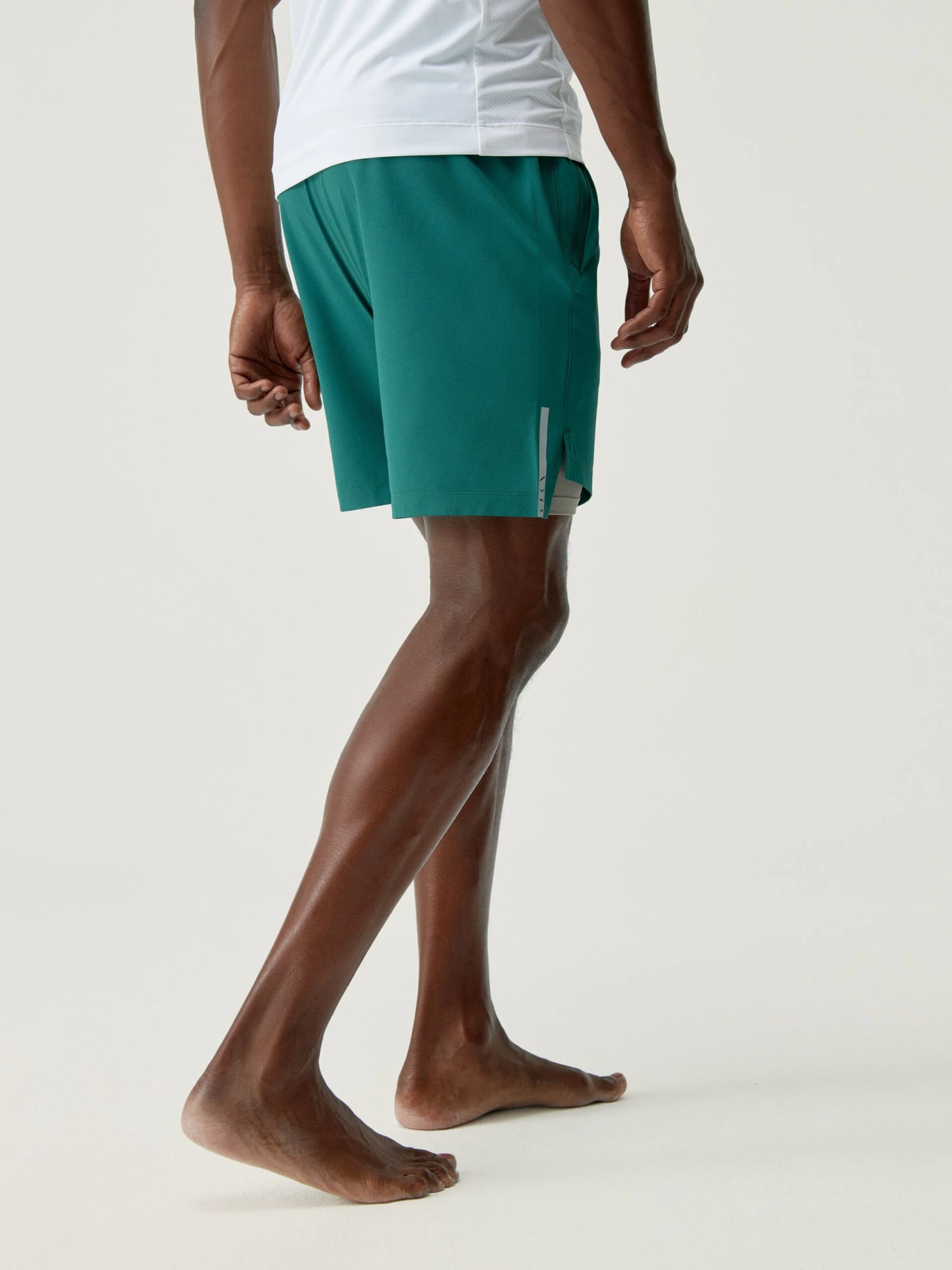 Born Living Yoga Short Natron Basil Green/Rock - Imagen 2