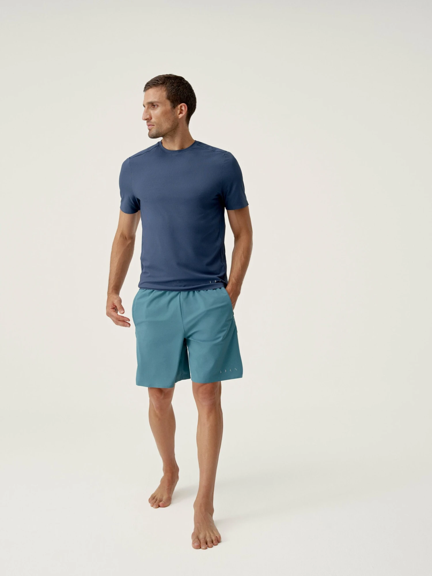 Born Living Yoga Short Orinoco Eucalyptus Leaf - Imagen 4