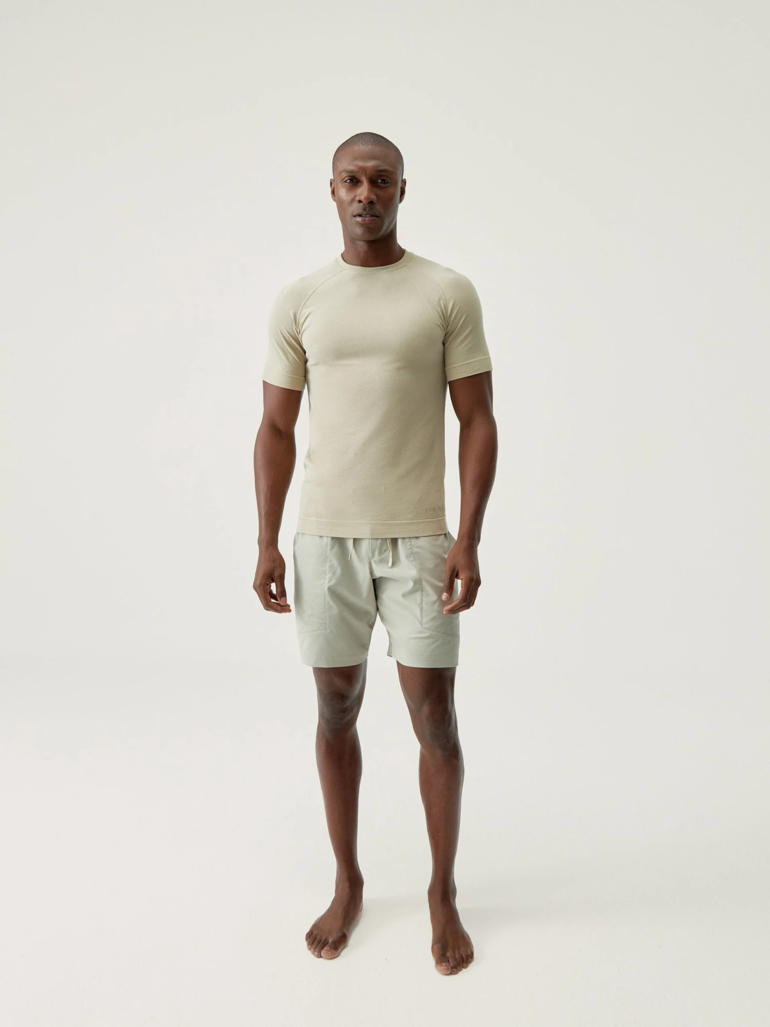 Born Living Yoga Short Rhein River Stone - Imagen 5