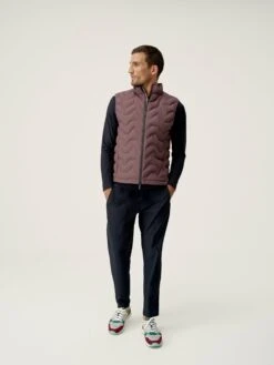 Born Living Yoga Vest Sepik Bleached Cherry