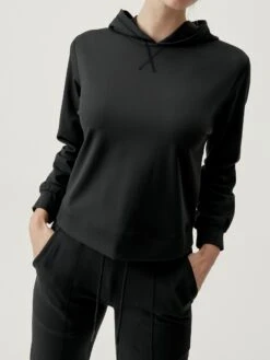 Born Living Yoga Sweatshirt Tamoe Black