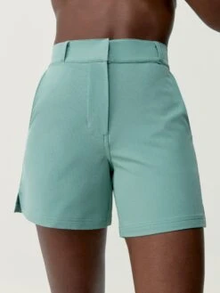 Born Living Yoga Short Treck Old Green