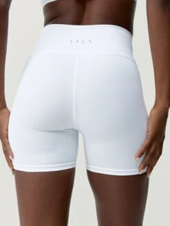 Born Living Yoga Short Volea White