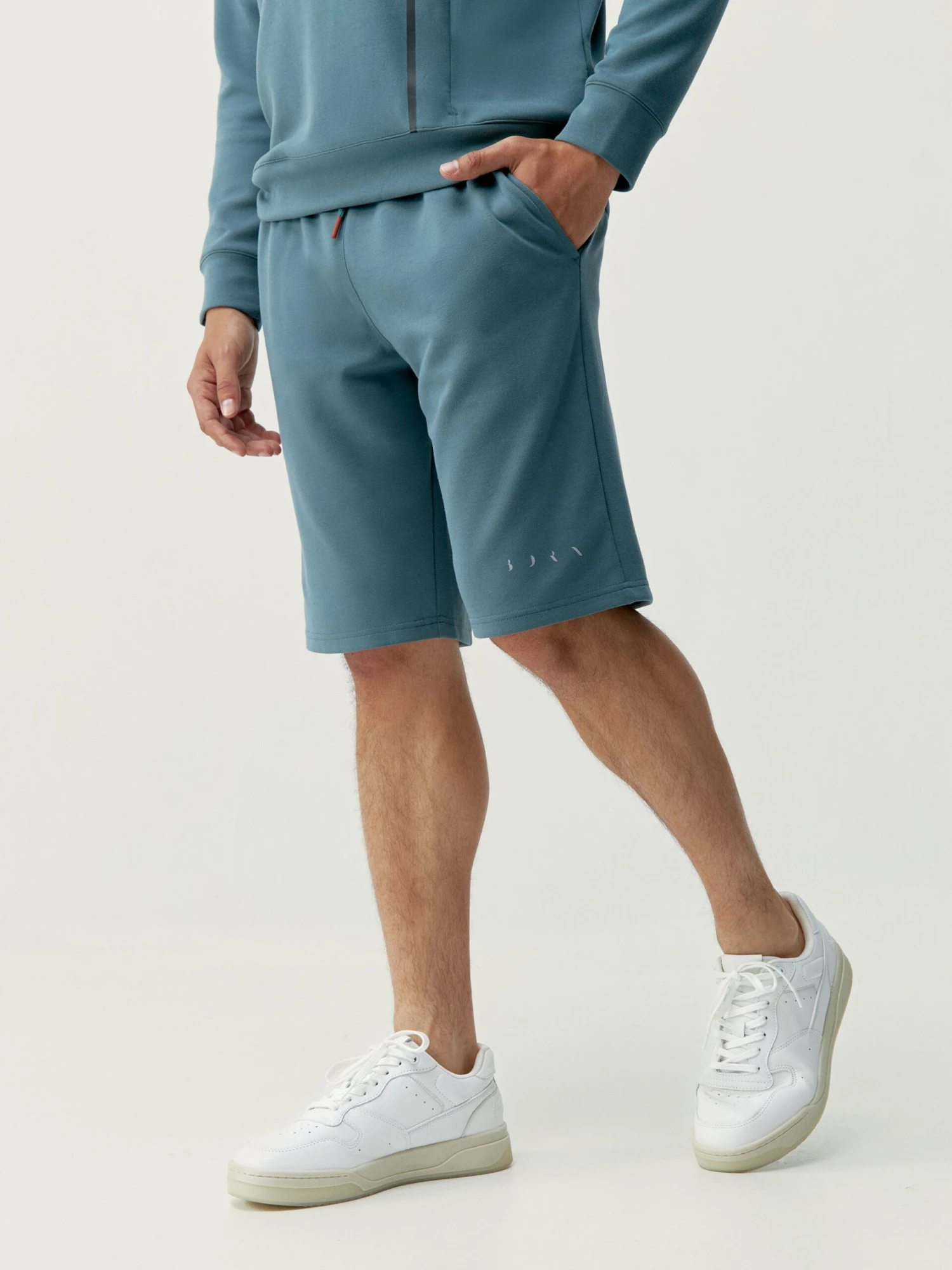 Born Living Yoga Short Yangtse Grey Green